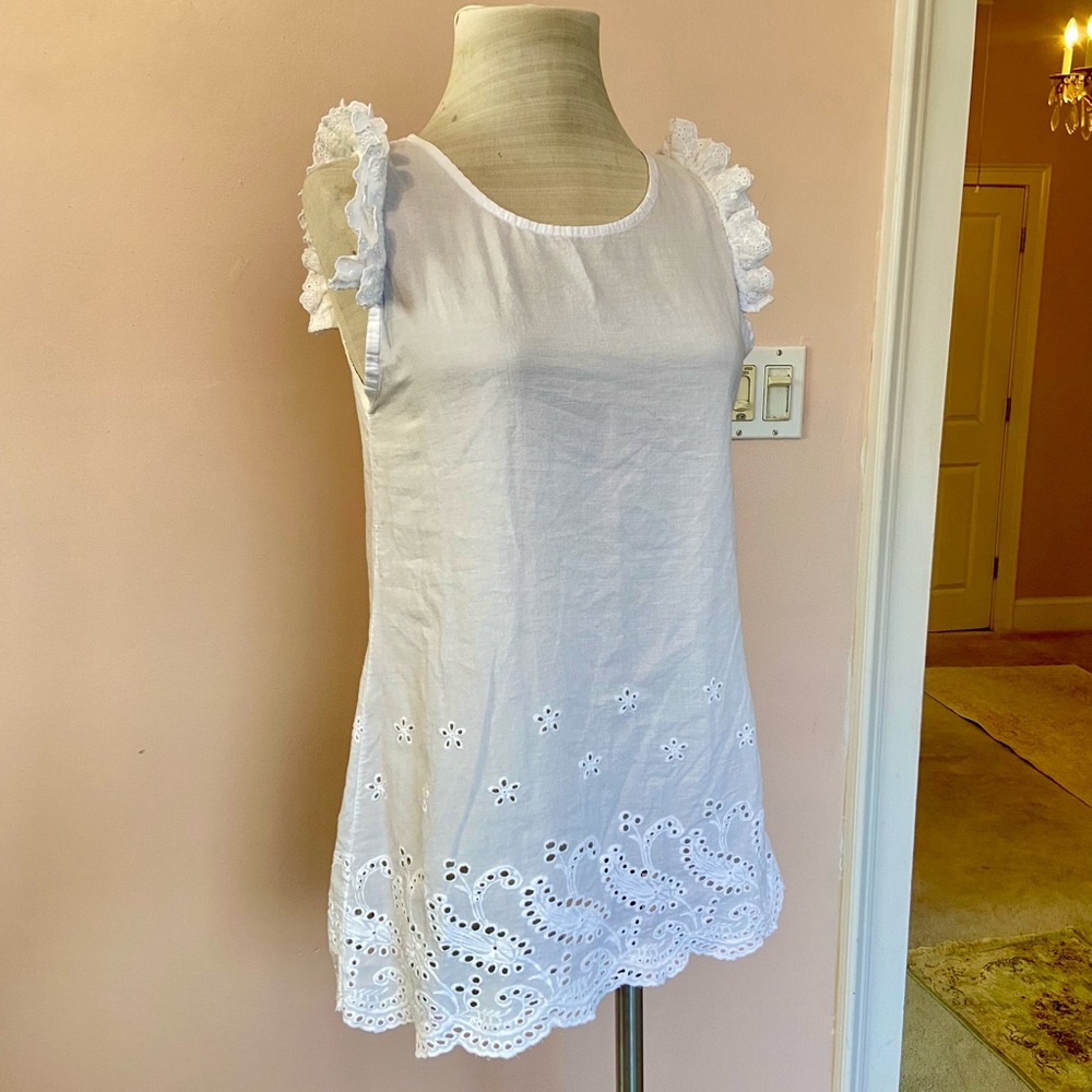Civico 51 Cotton White Ruffled Sleeveless Shirt Made in Italy